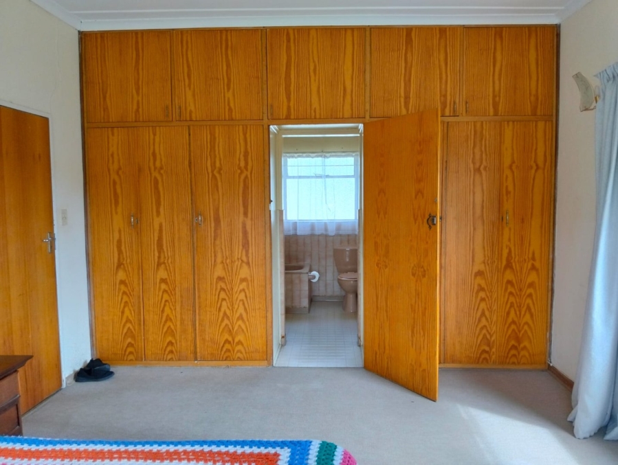 6 Bedroom Property for Sale in Colesberg Northern Cape